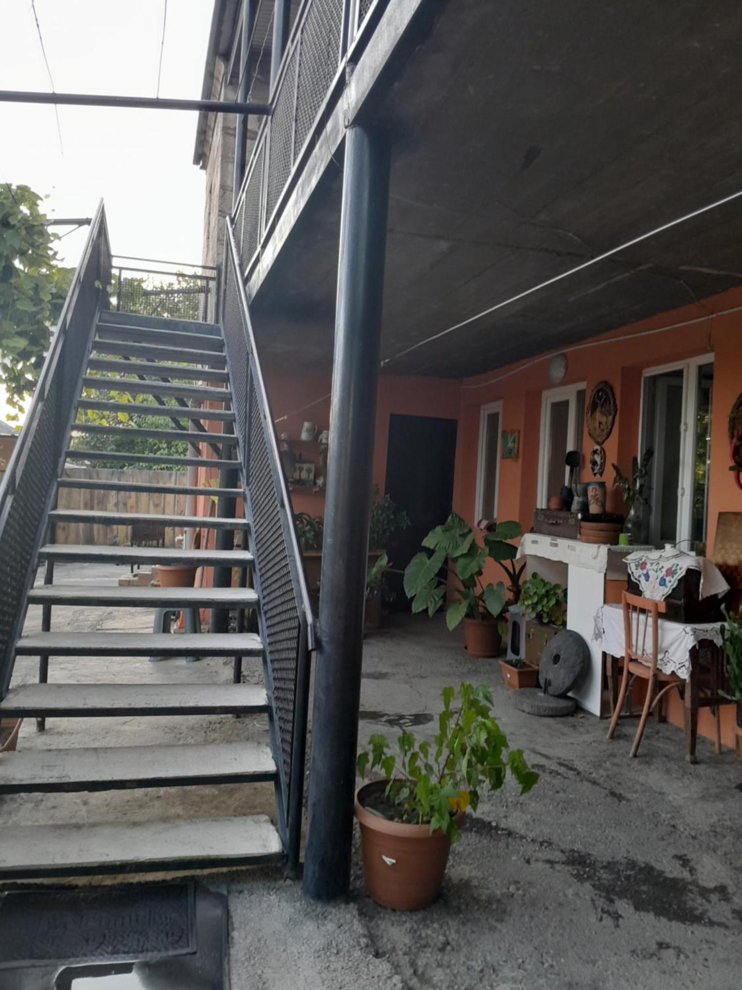Akhaltsikhe Hotel “Sunny House” Экстерьер фото